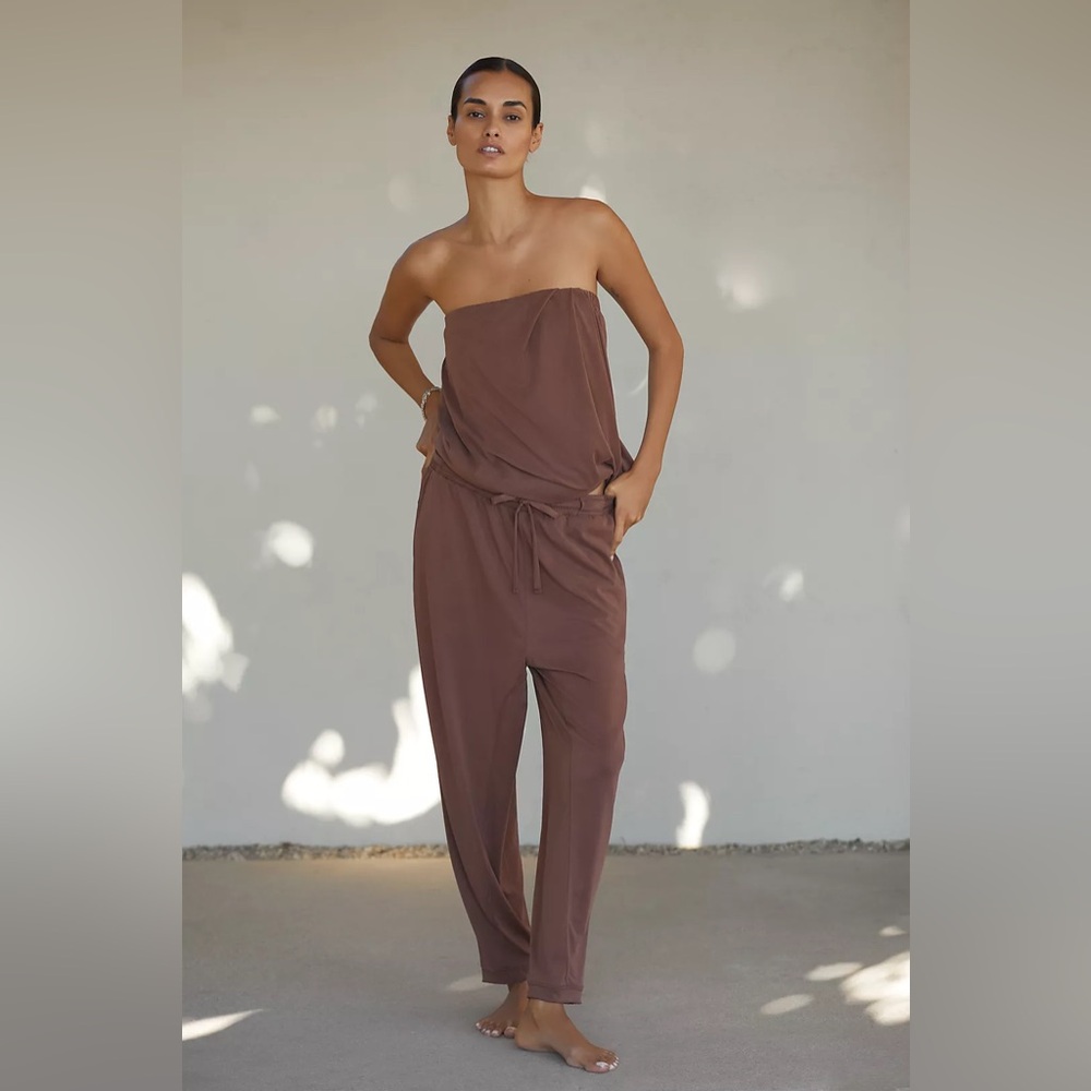 Anthropologie Brown Drawstring Pants XXS

14" rise
25" inseam
7" leg opening